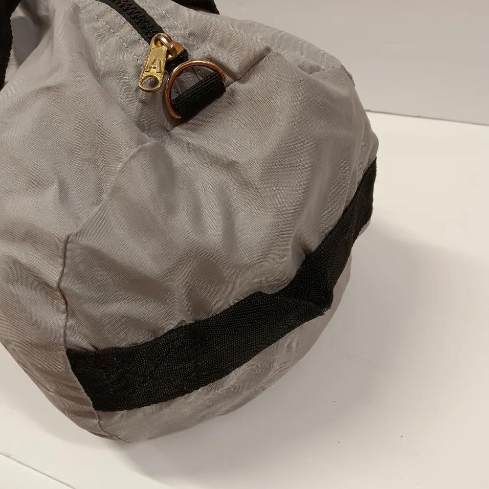 Academy Broadway basic duffle